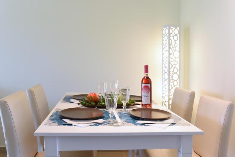 Palapart Gikas Suites And Studios 고우비아 외부 사진