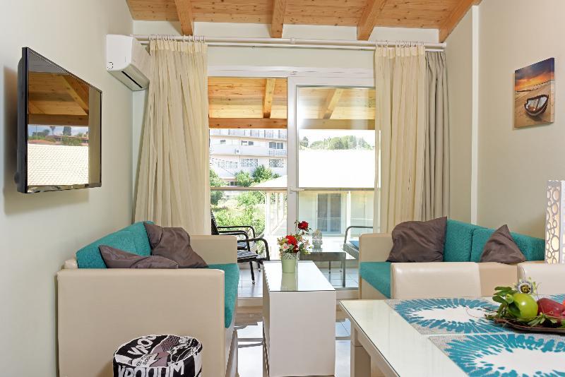 Palapart Gikas Suites And Studios 고우비아 외부 사진